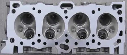Mitsubishi 4G64-8 Cylinder head bare
