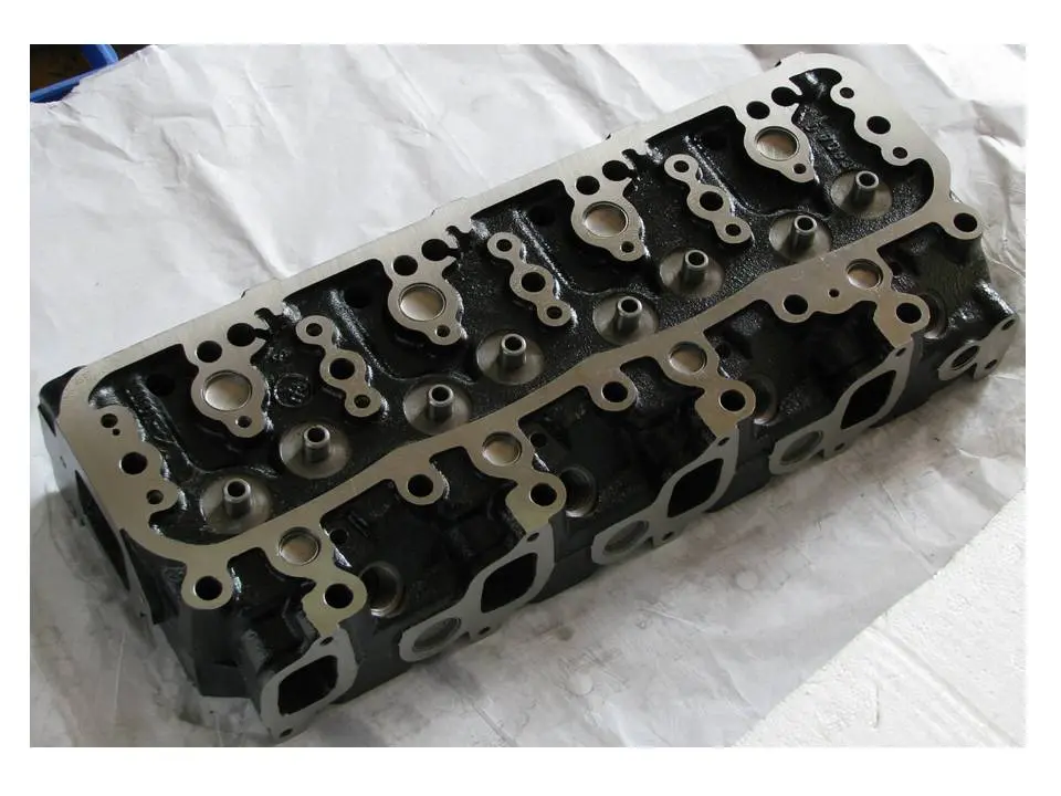 Toyota B(OLD) Cylinder head bare