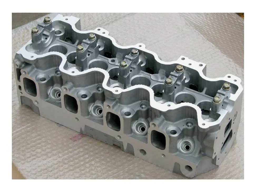Toyota 2C/3CT Cylinder head bare