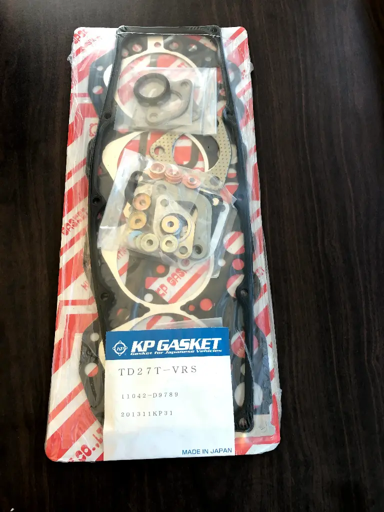 NISSAN TD27 HEAD SET INCL HEAD GASKET