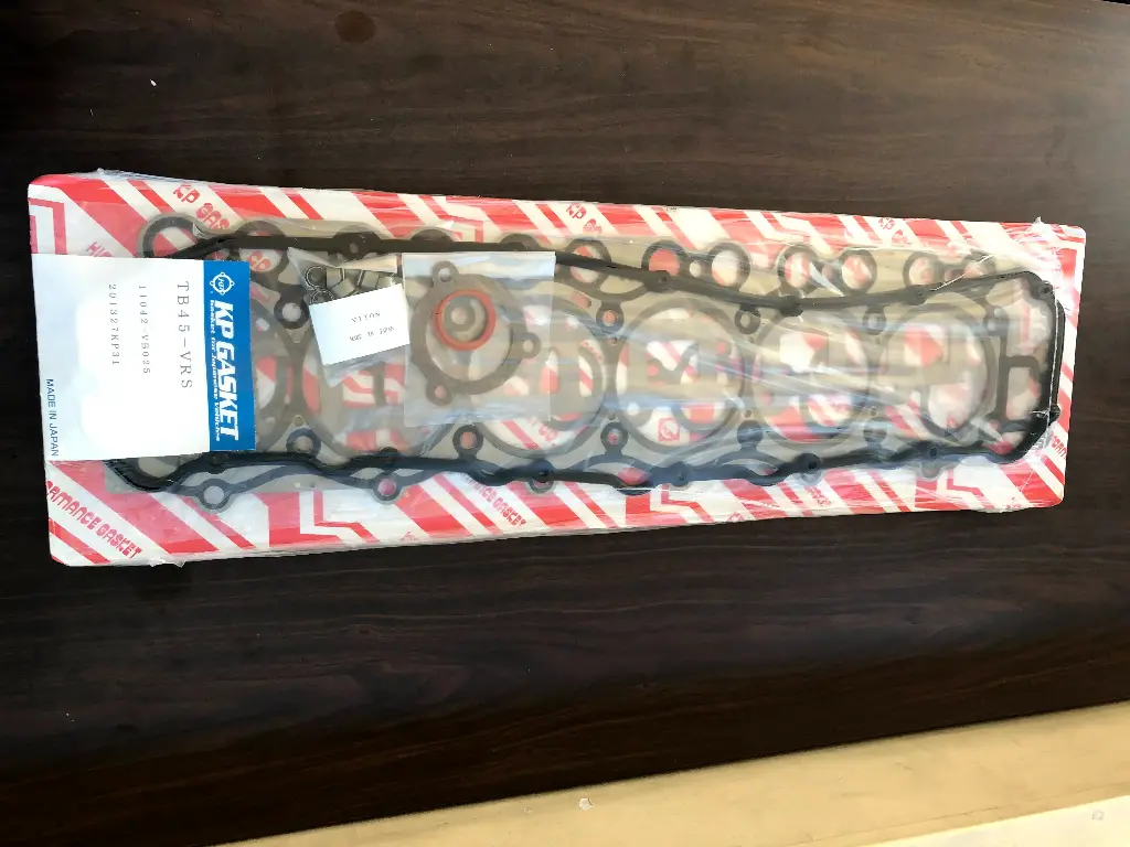 Nissan TB45 head set incl head gasket