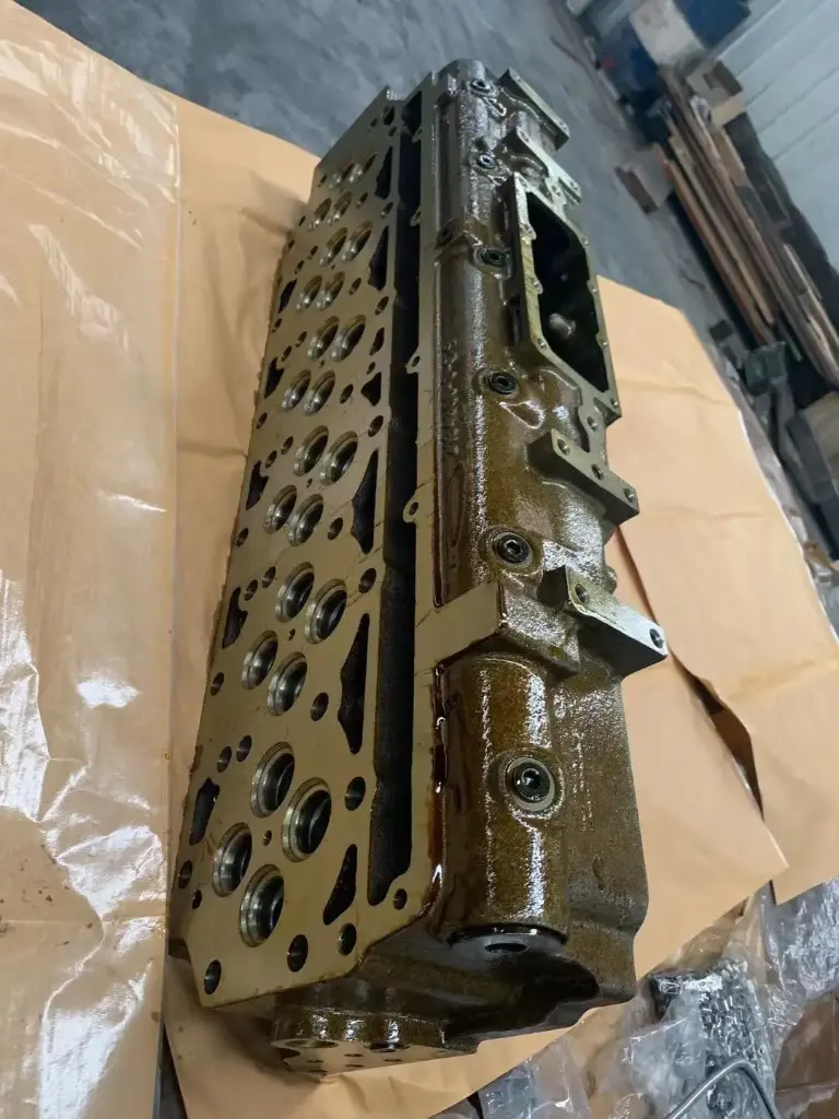 CAT C9 Cylinder head bare
