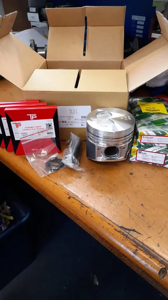 Isuzu 3LD1 piston set 0.5 over size 1496cc 8-97175-284-0