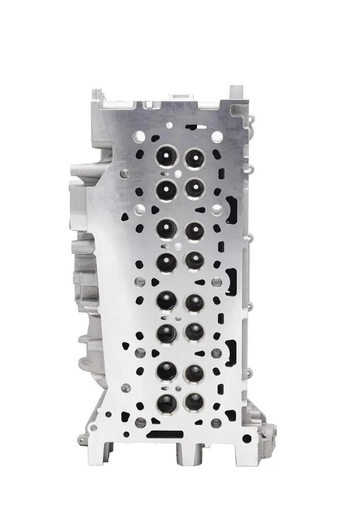 Nissan YN2S cylinder head bare 908260