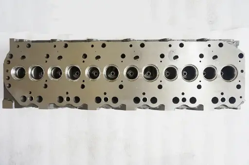 [191310-1] Nissan TD42T Cylinder head bare late 11/2002 on