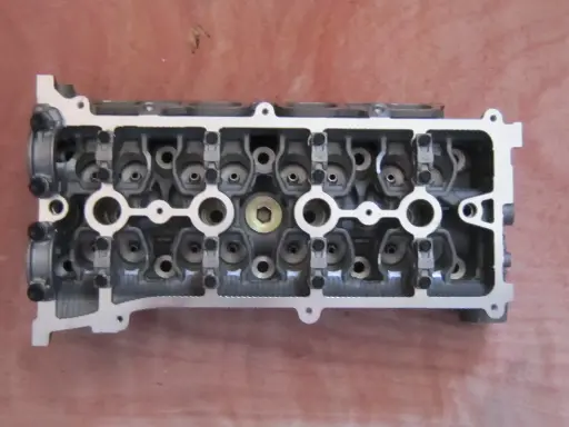 [191537] Toyota 1AZ/2AZ Cylinder head bare