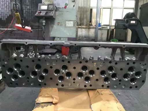 [199519] Caterpillar C10/C12 Cylinder head bare